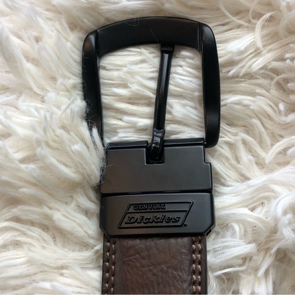 Dickies Men's Reversible Leather Men's Belt Brown Dark Gray 50" - Picture 7 of 10
